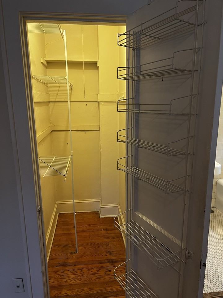 1830 Park Dr #3 - Photo 3 of 10