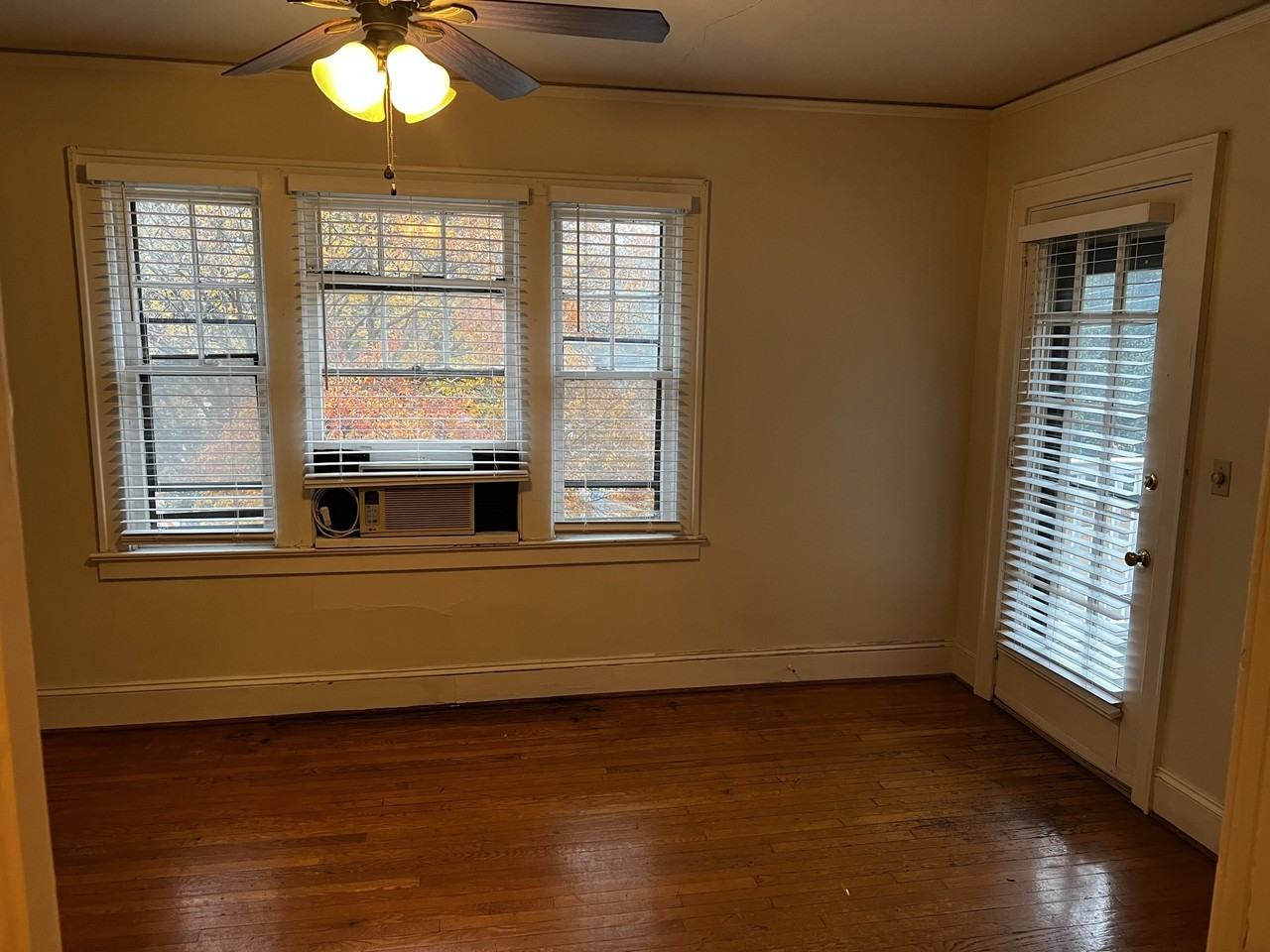 1830 Park Dr #3 - Photo 6 of 10