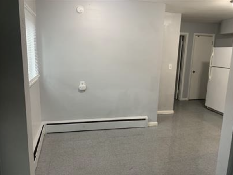 125 Niagara Ave #2 - Photo 5 of 6