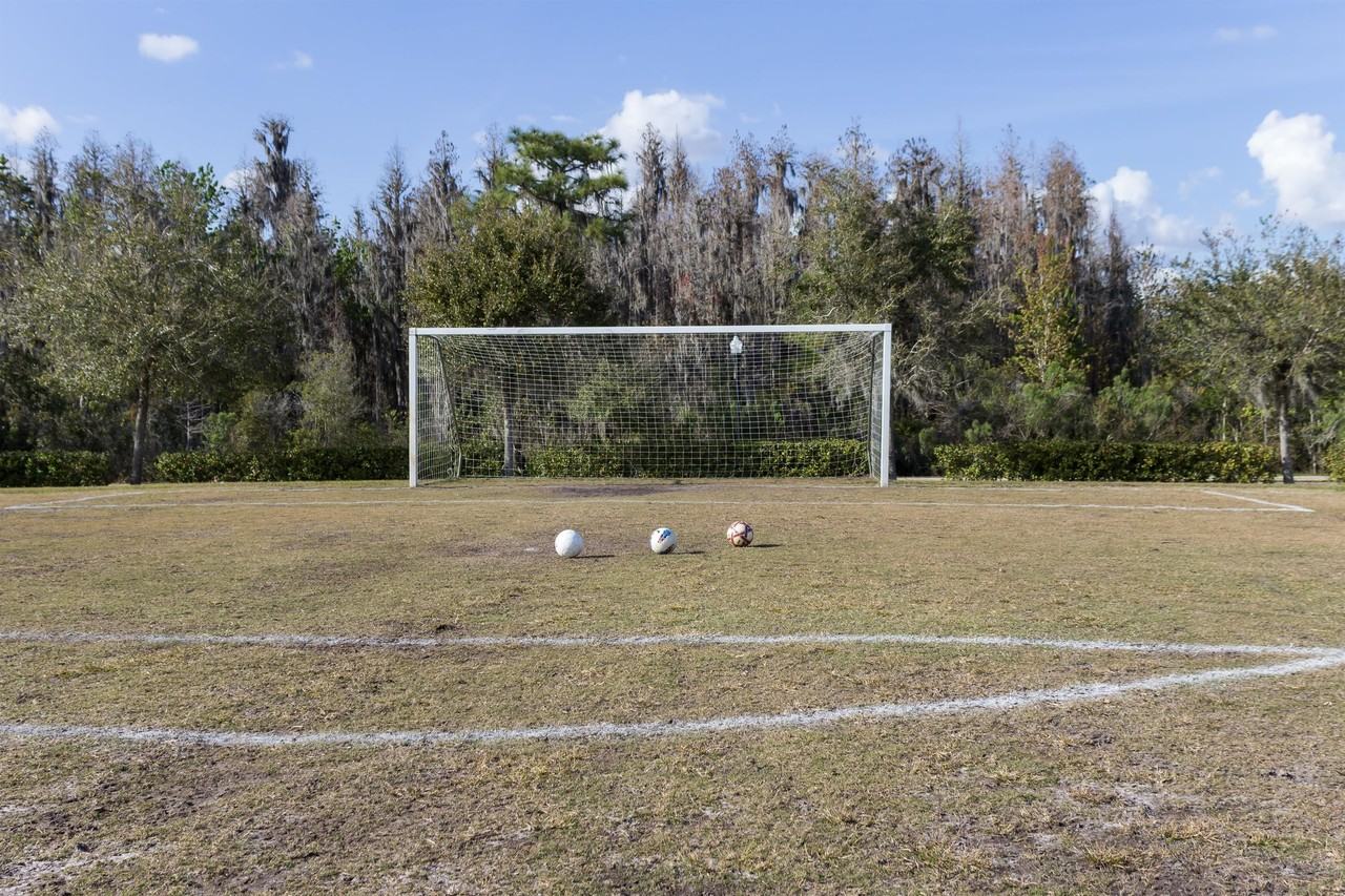 4047 Huntingdale Ct - Photo 2 of 27