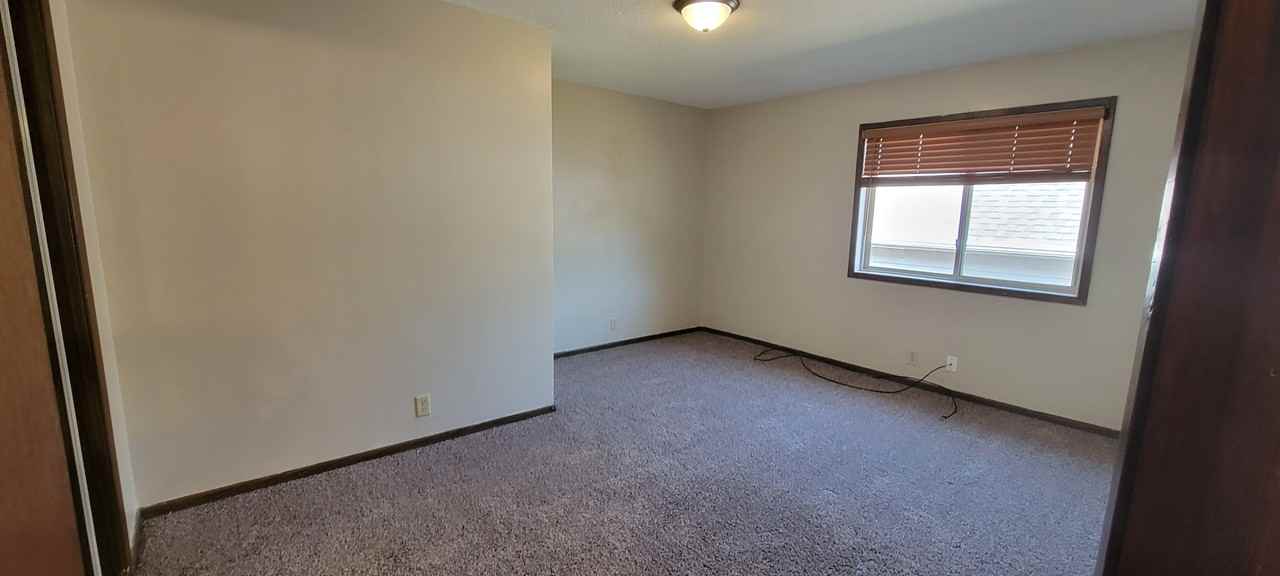 906 C Ave Nw #1 - Photo 7 of 7