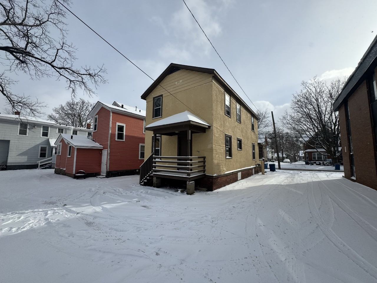 812 W Walnut St - Photo 3 of 18