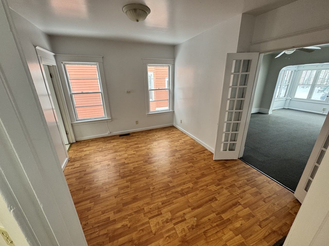 812 W Walnut St - Photo 6 of 18