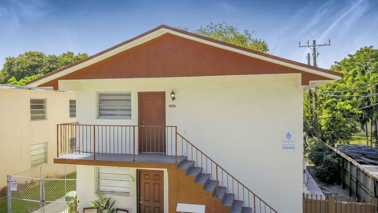 640 E 2nd Ave #642A - Photo 6 of 7