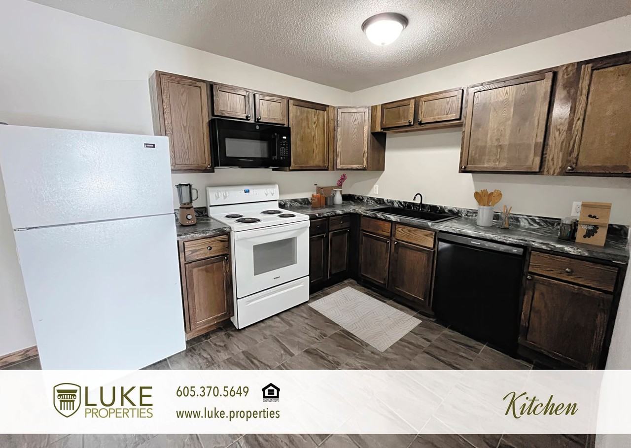 207 North Eastern Avenue #6 - Photo 5 of 15