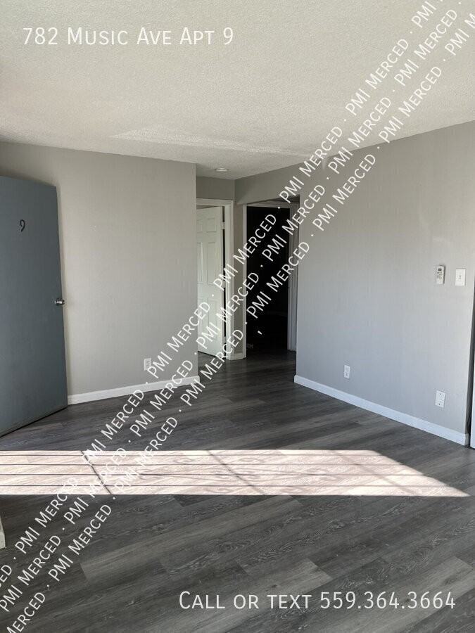 782 Music Ave Apt 9 - Photo 3 of 12