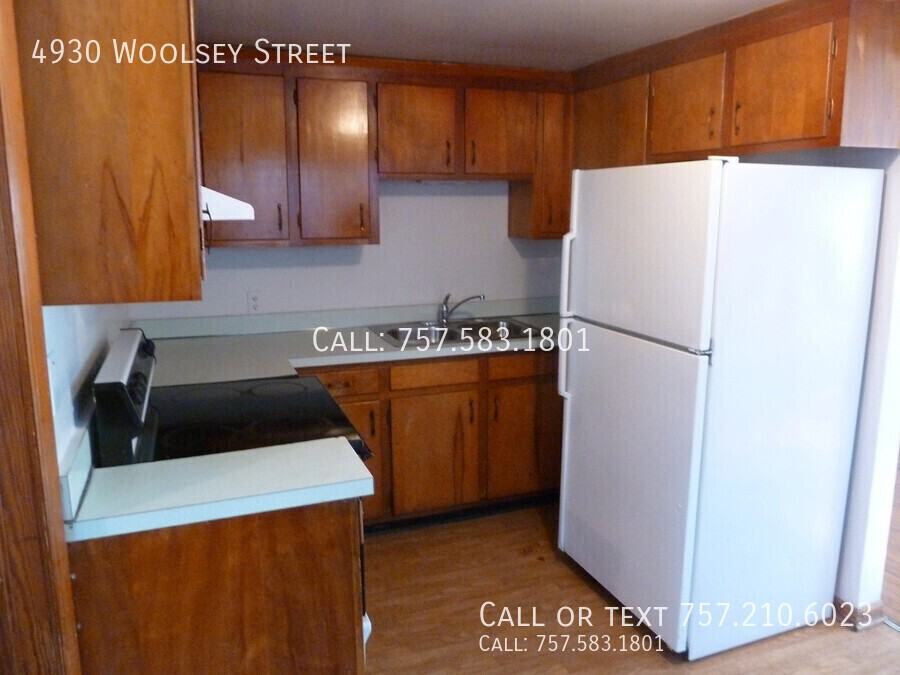 4930 Woolsey St - Photo 2 of 15