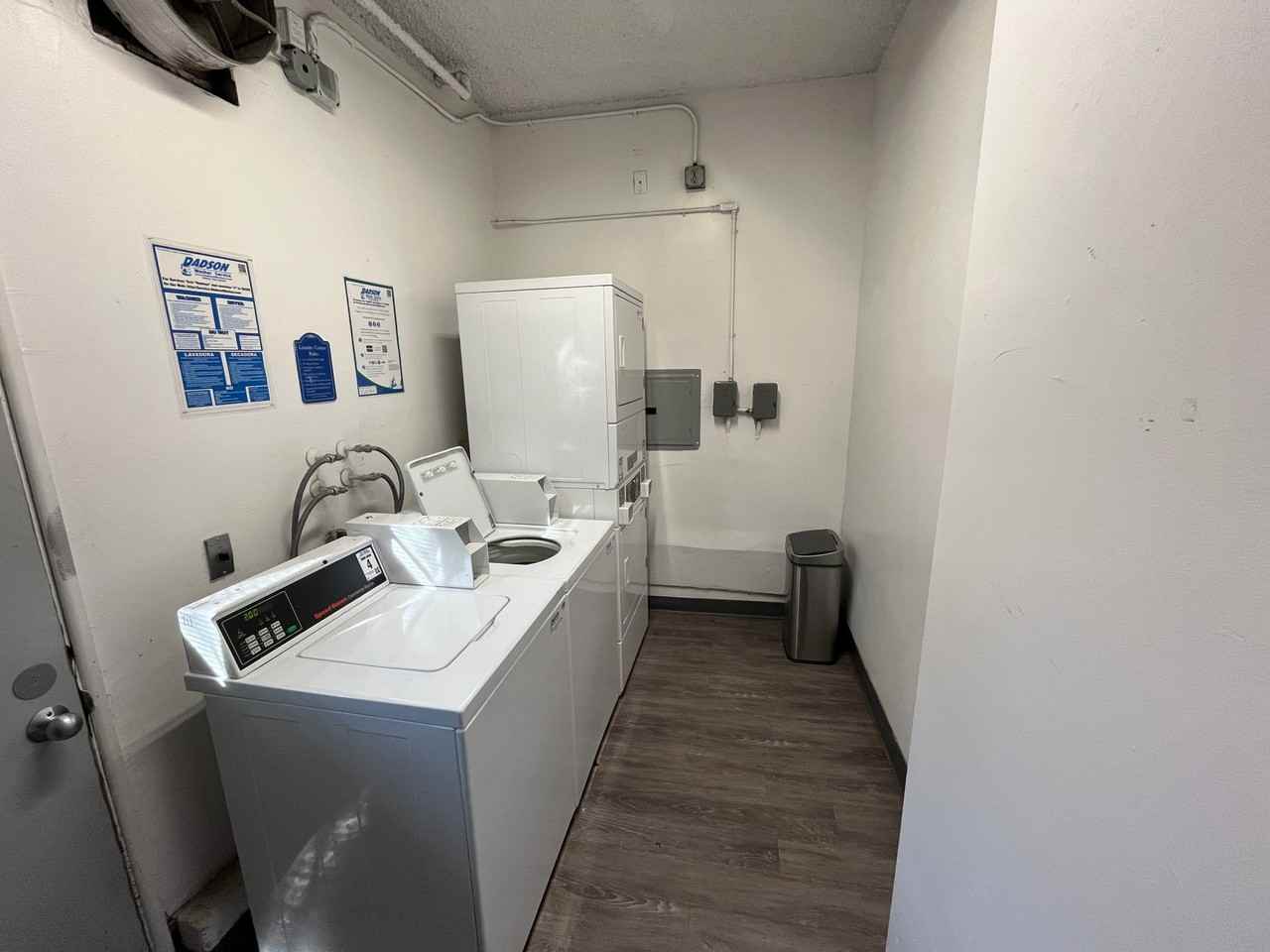 11937 Avon Way - Photo 3 of 8