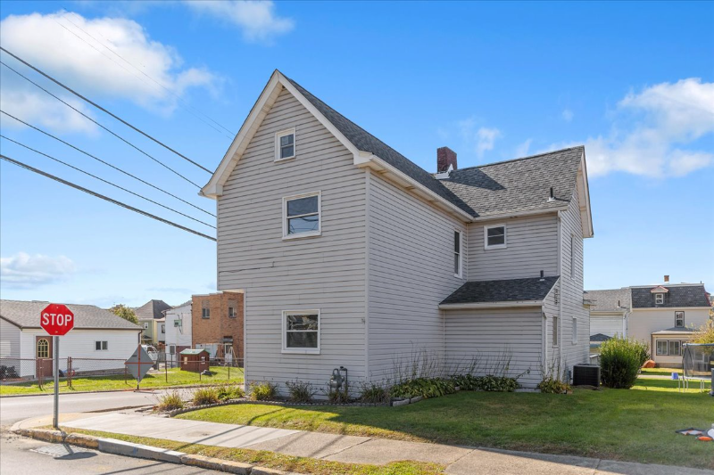 1300 3rd Ave - Photo 2 of 20