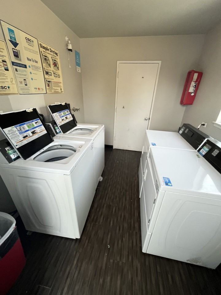 18400 Prairie Street - Photo 7 of 33