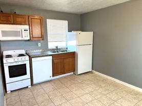 384 1/2 River St - Photo 1 of 1
