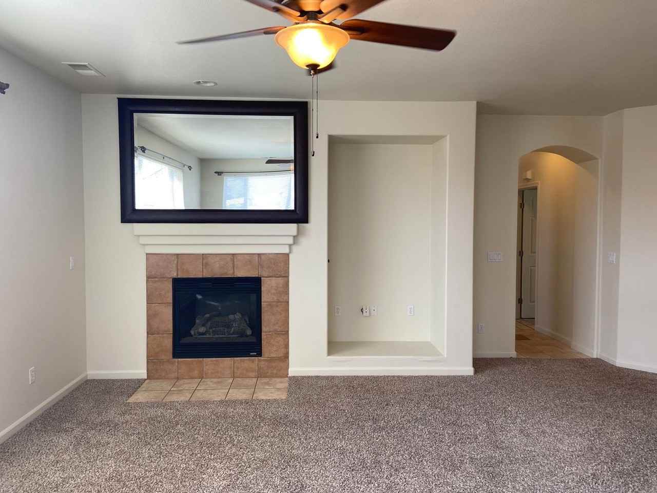 10412 Chadwell Dr - Photo 2 of 30