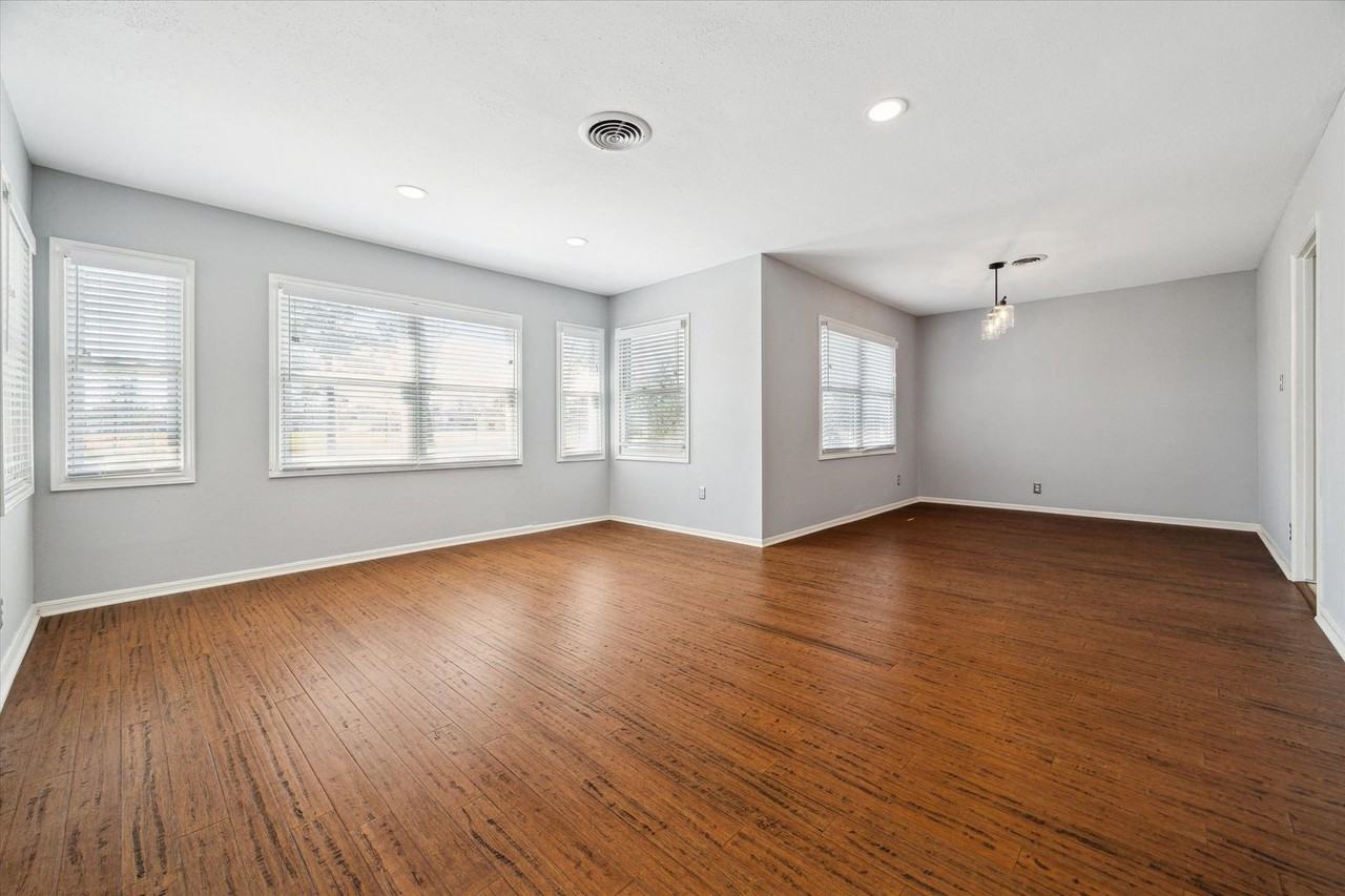 1444 W 43rd St - Photo 6 of 18