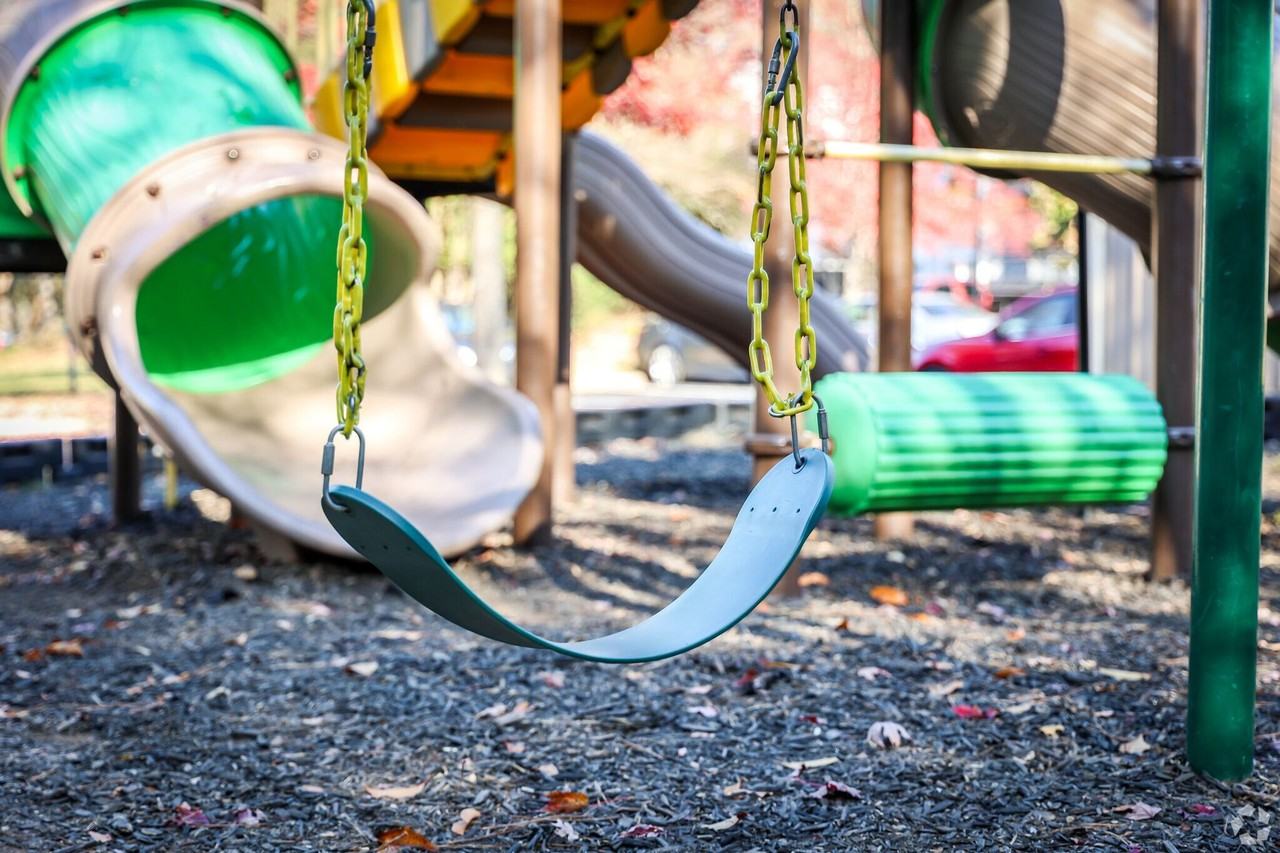 Rosecroft - Photo 2 of 34