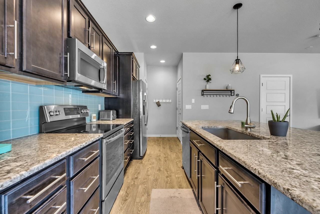 14217 Touchstone Point - Photo 4 of 42