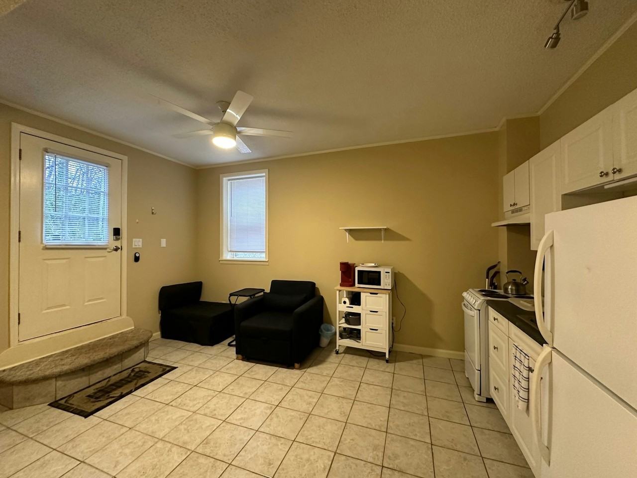 355 Sand Hill Road - Photo 4 of 14