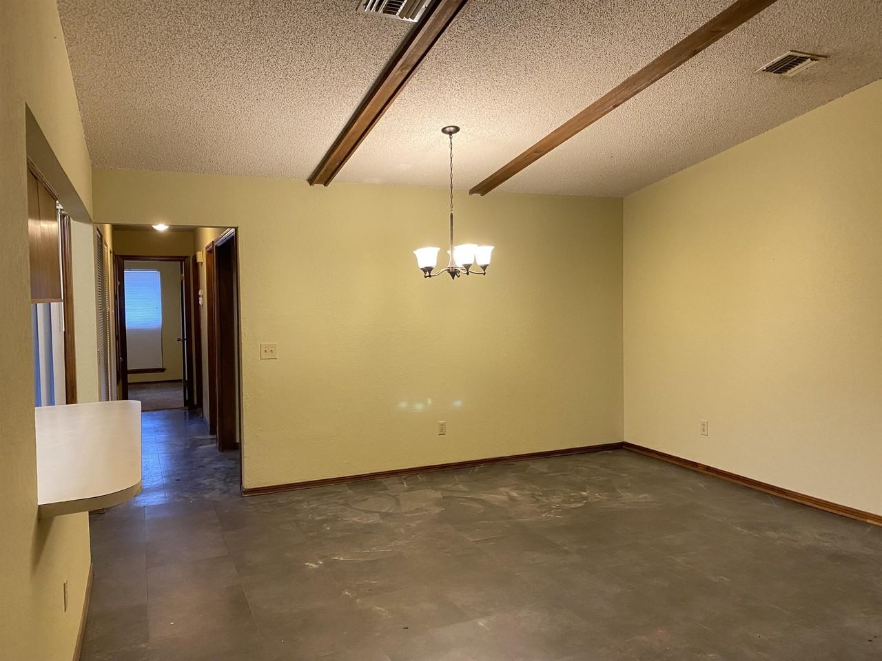 2826 SE 55th St (OV) - Photo 2 of 12