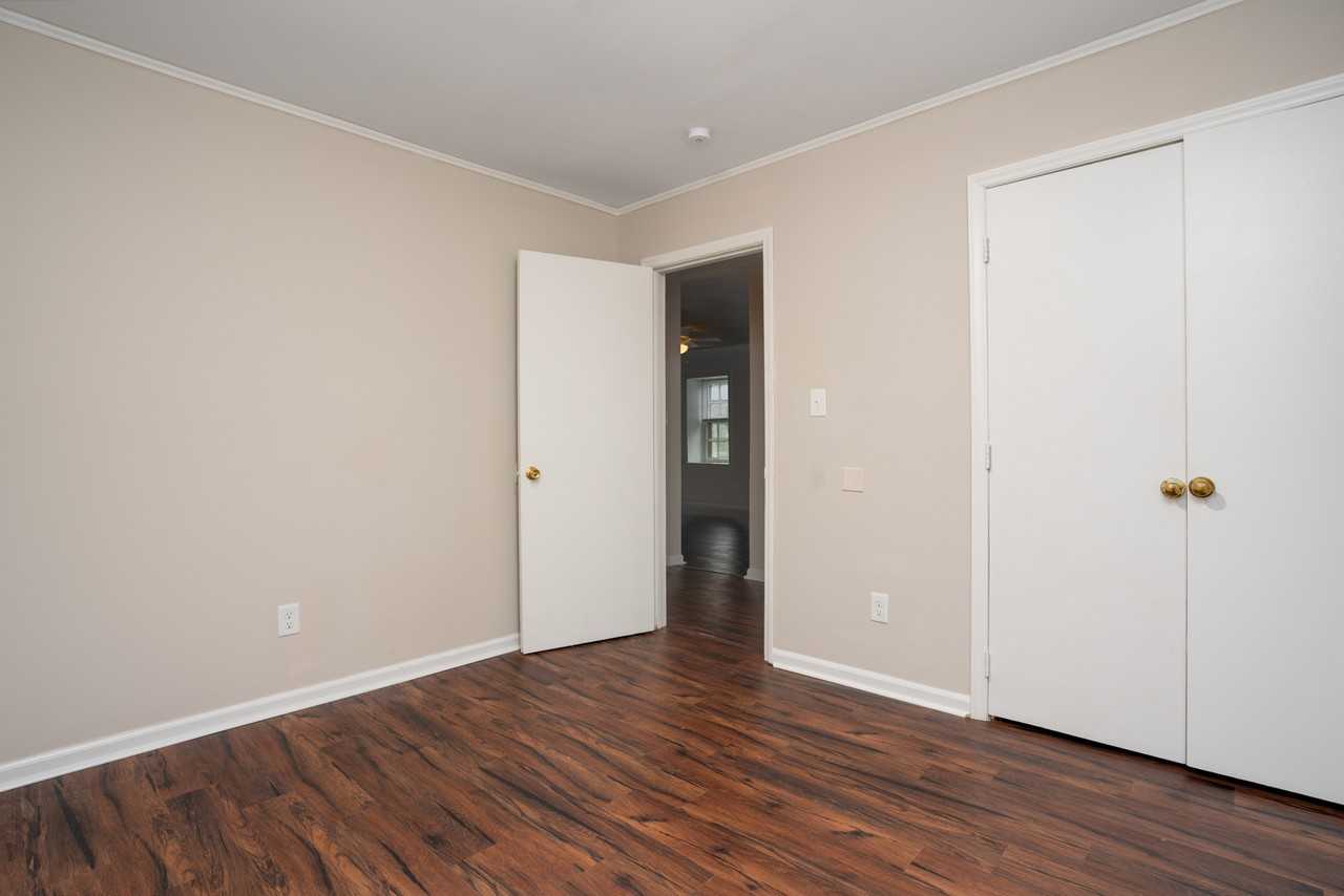 Planters St Duplexes - Photo 6 of 10