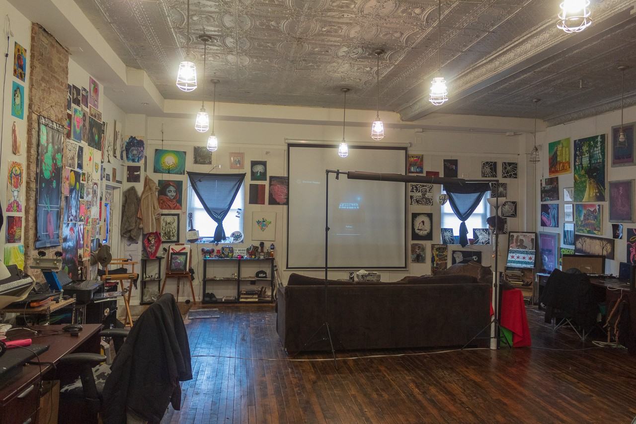 4559 S Hermitage Ave - Photo 4 of 11