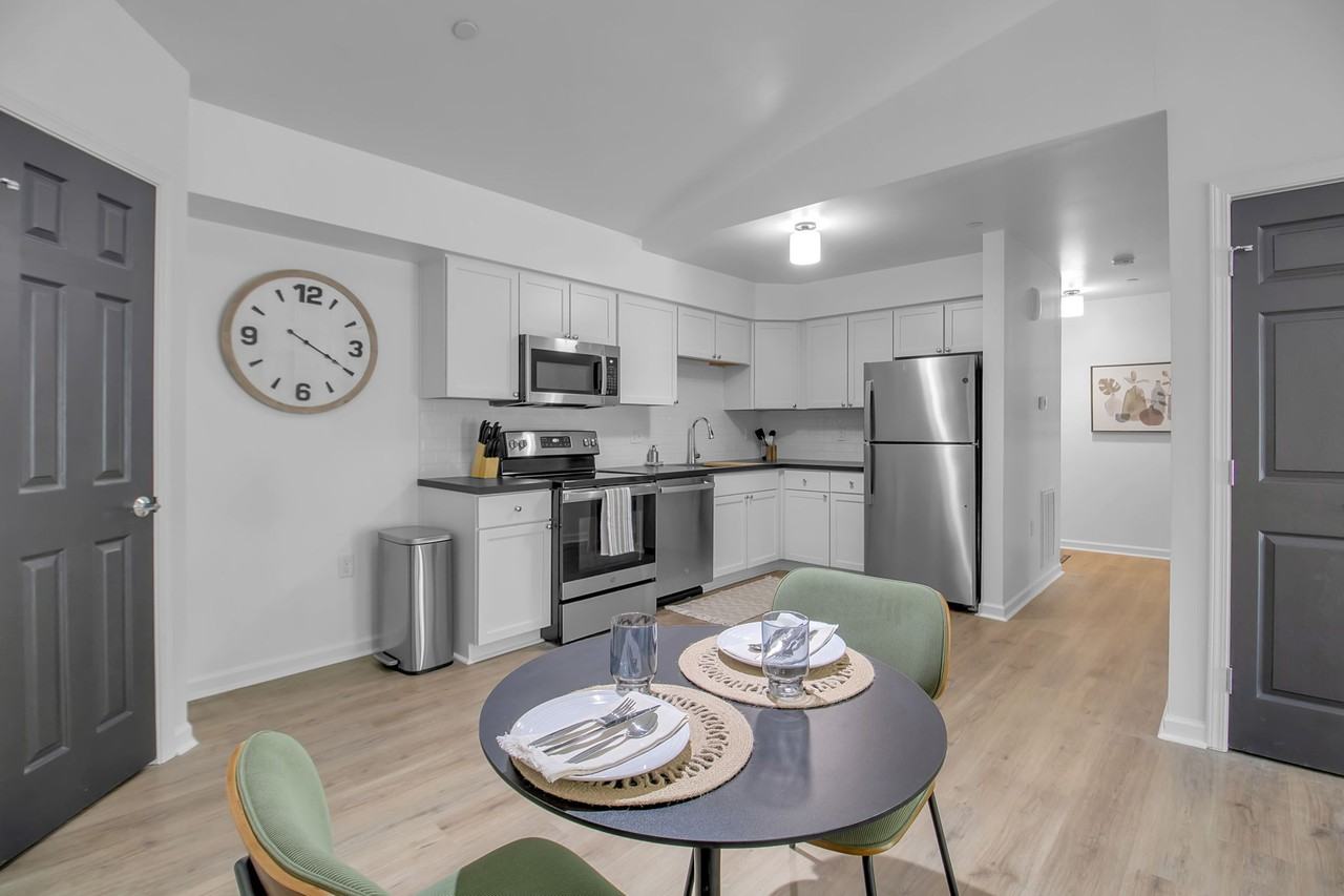 Highland Glen Apartments - Photo 3 of 25