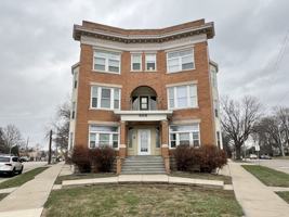 featured image of 509 E Milwaukee St