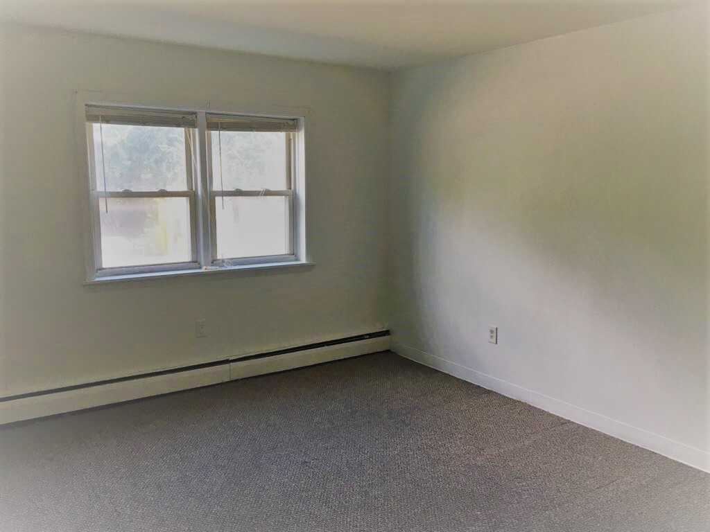 64 Rosedale - Photo 4 of 13