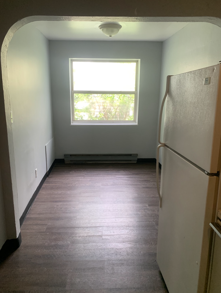 2039 Emerson Avenue - Photo 4 of 5