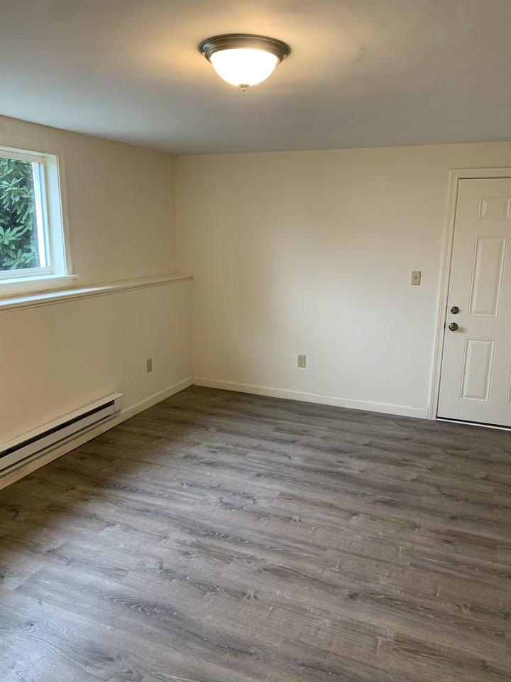 130 Dean Avenue - Photo 2 of 17