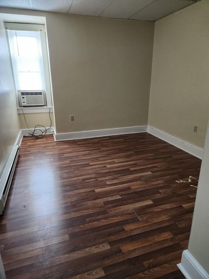 108 Fort Avenue, Apt 15, Keyser WV 26726 - Photo 4 of 5