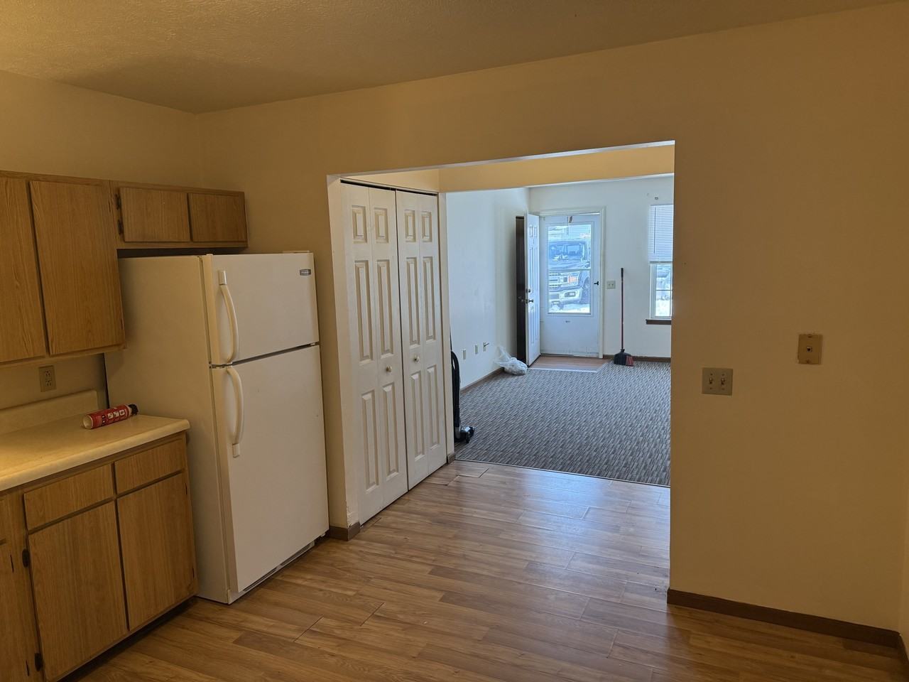 2070 Bradley Ct - Photo 2 of 18