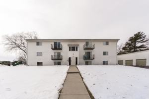 featured image of 3223 Scenic Drive