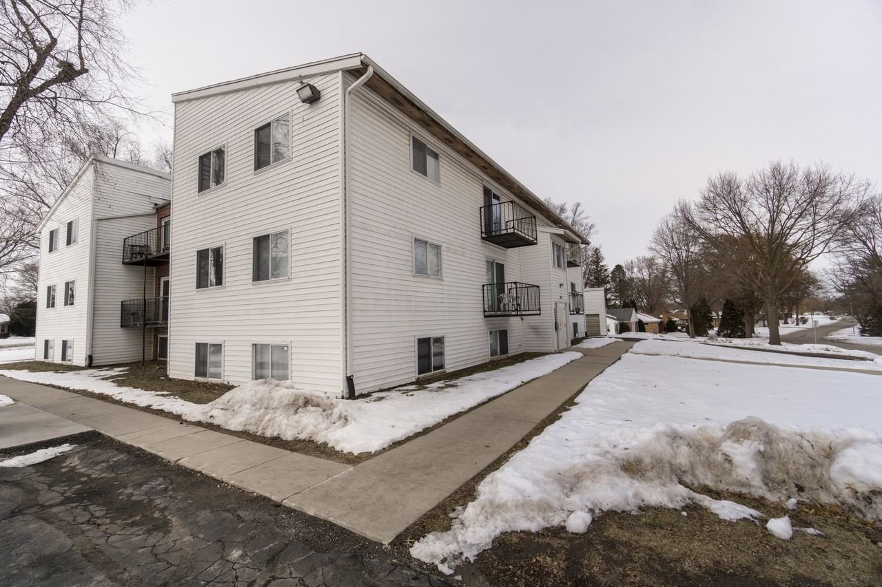 Scenic Dr 3223 - Photo 3 of 21