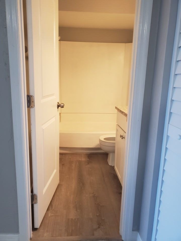 Palmetto Square Apartments - Photo 3 of 12