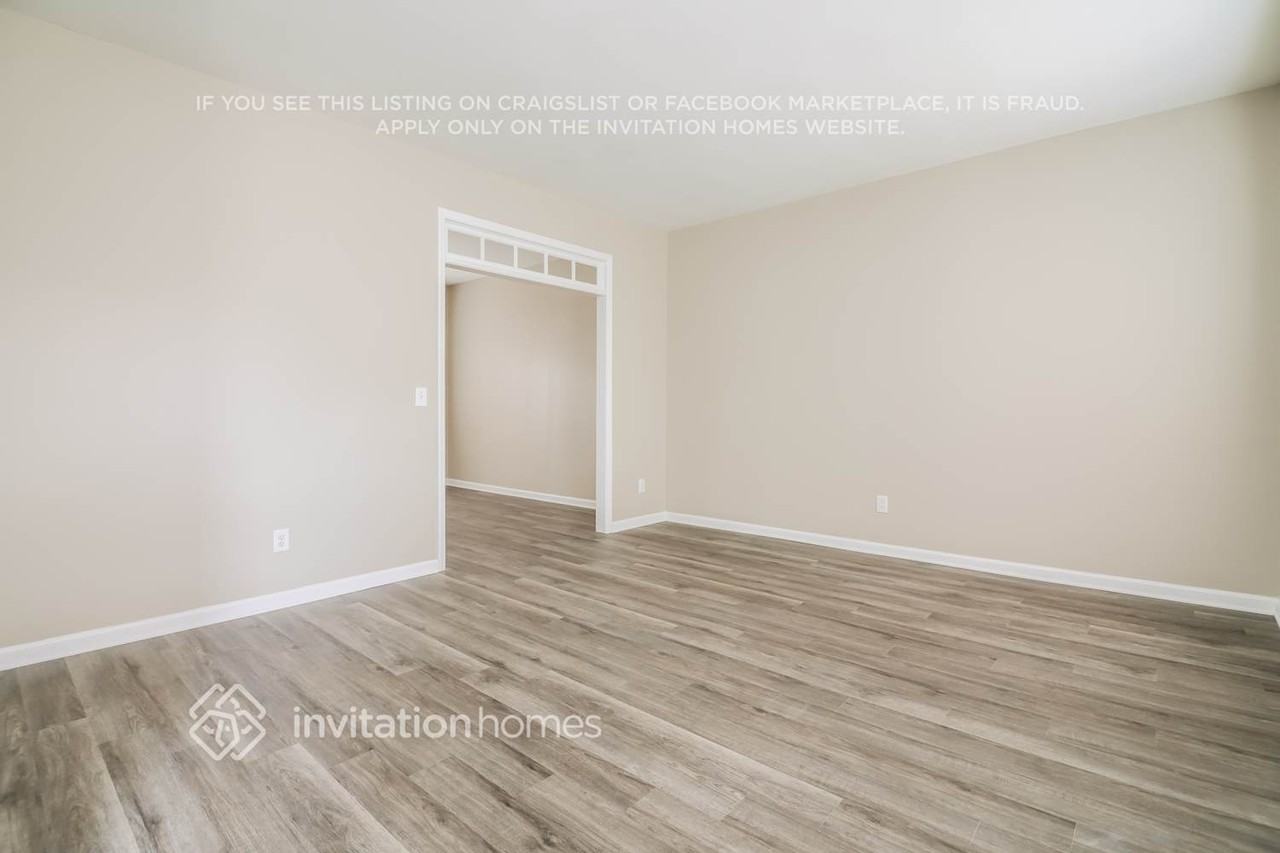 8329 Neuse Lawn Rd - Photo 4 of 18