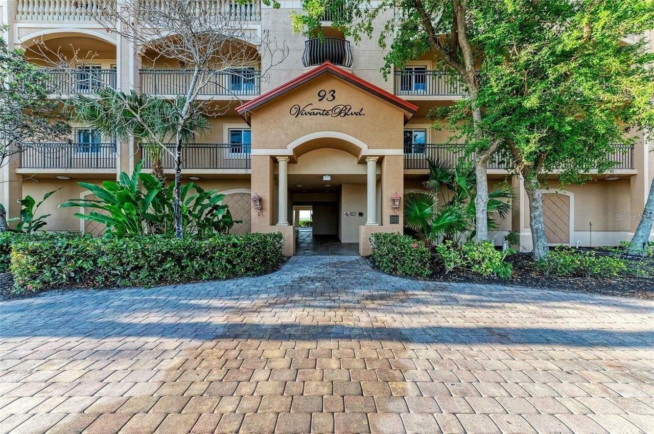 91 Vivante Blvd - Photo 3 of 38