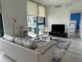 121 Ne 34th St #1915 - Photo 1 of 1