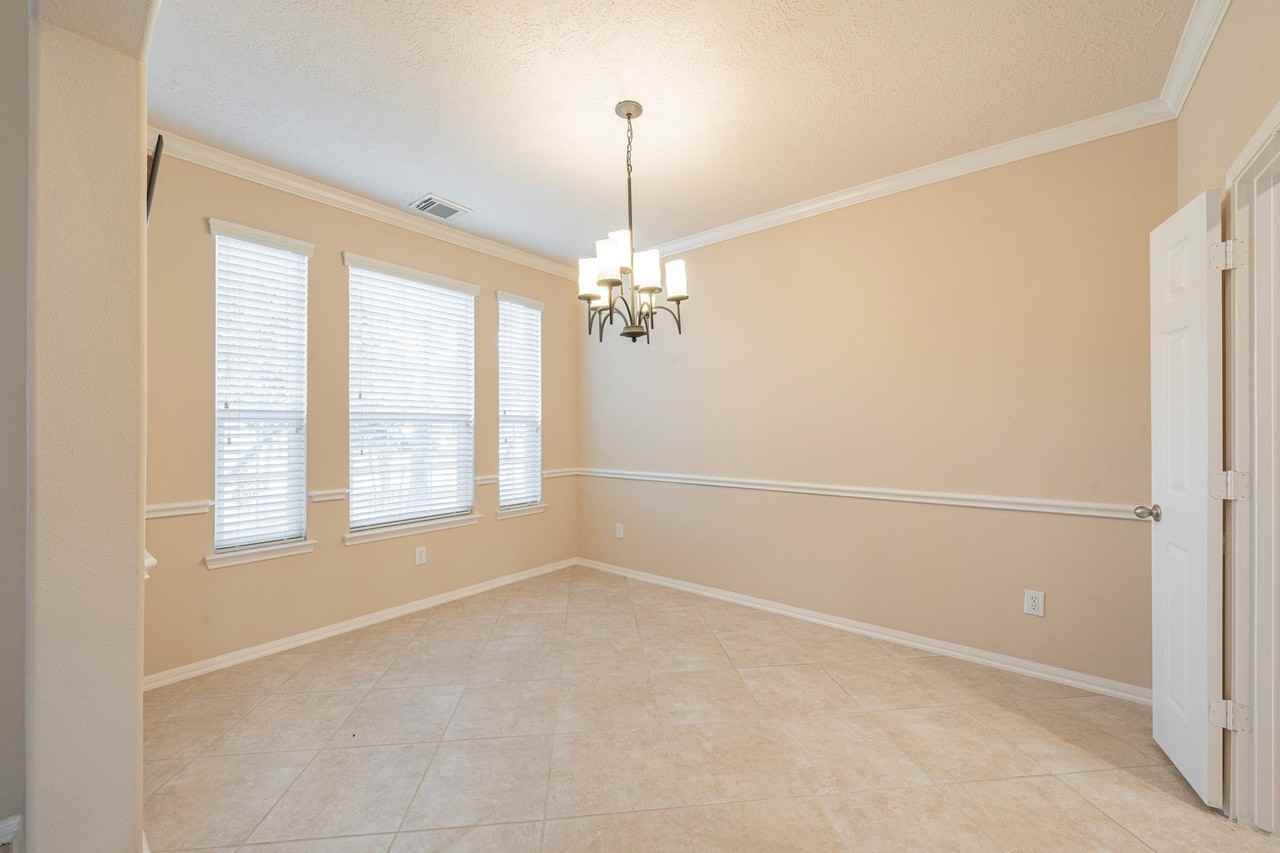 3 Pomerelle Pl - Photo 6 of 45