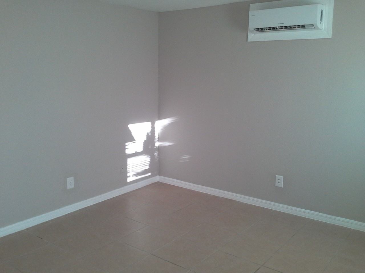 11708 Balm Riverview Road - Photo 7 of 19