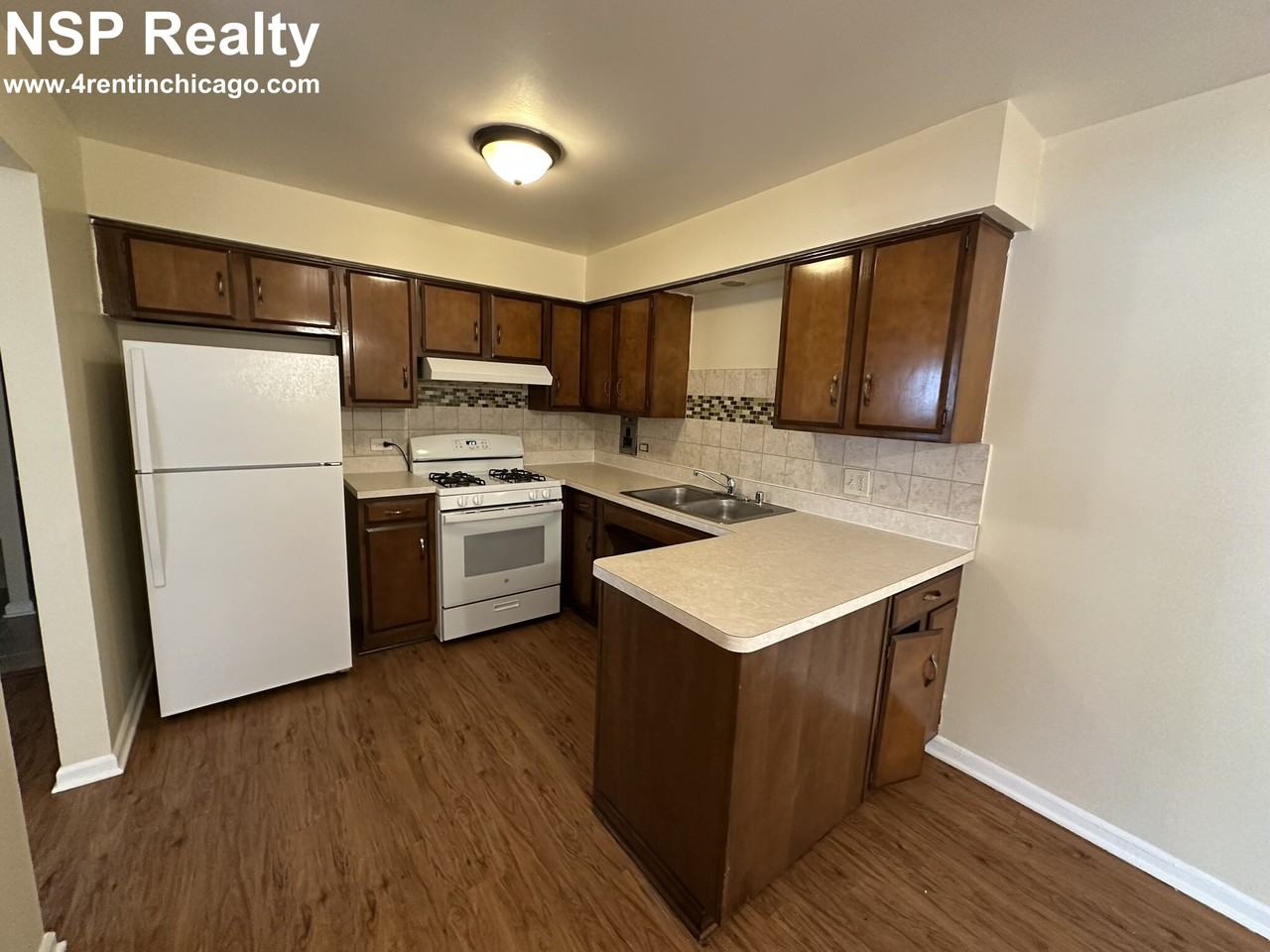 610 N Lincoln Ave #104 - Photo 6 of 10