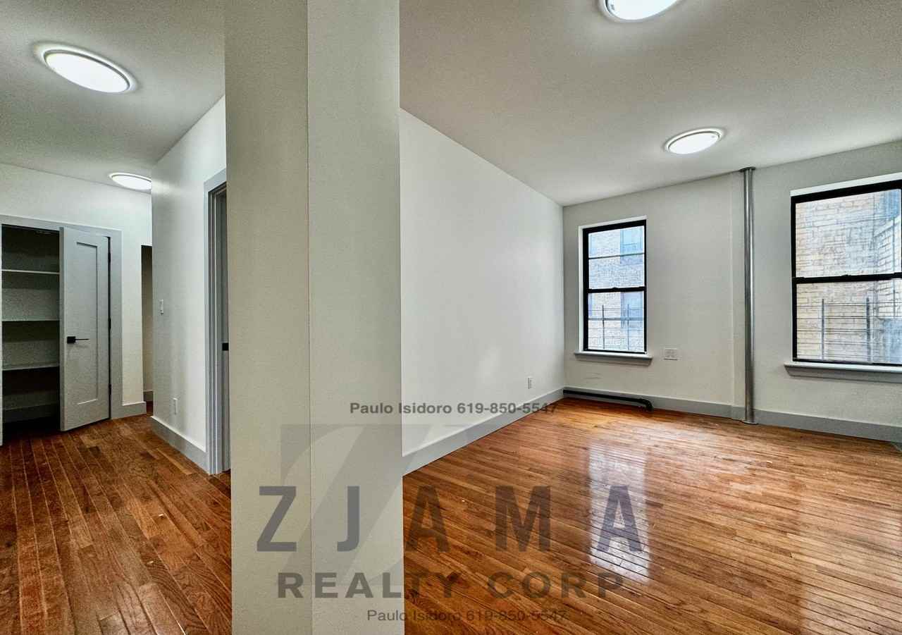 1030 Carroll St #3C - Photo 7 of 15