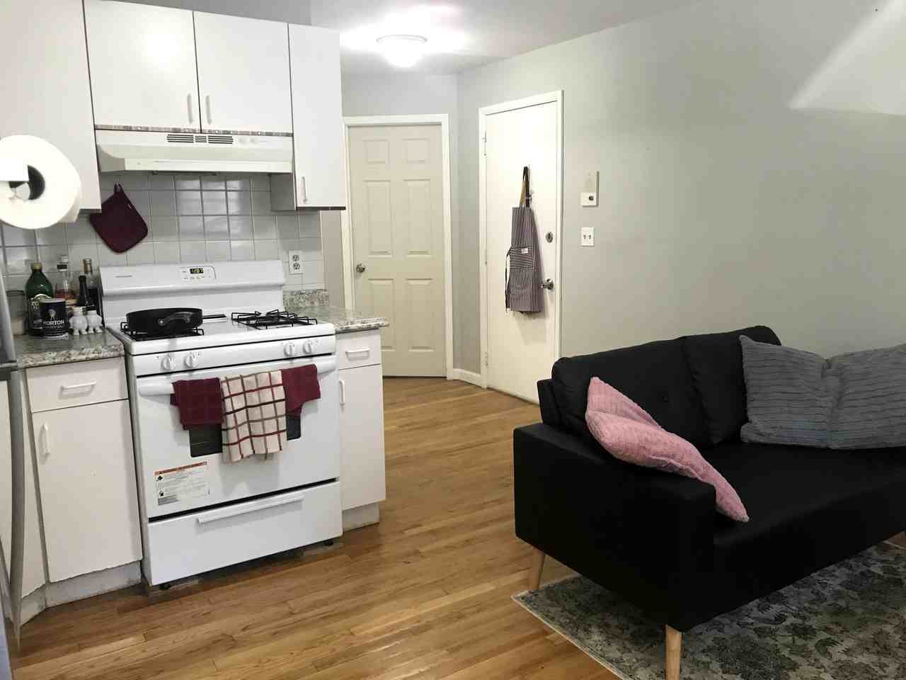 77 7th St #1 - Photo 4 of 20