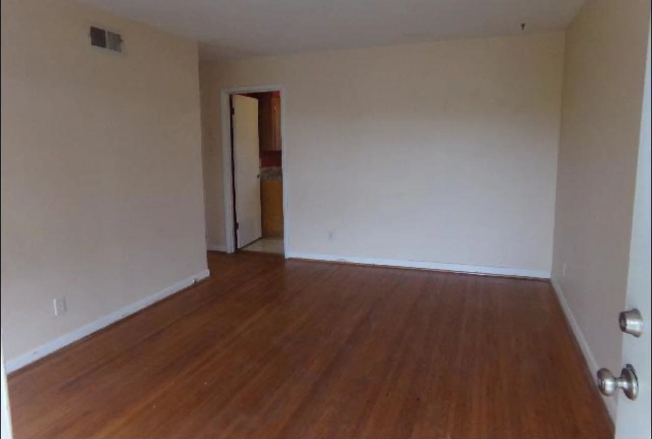 6612 W 32nd St - Photo 3 of 10
