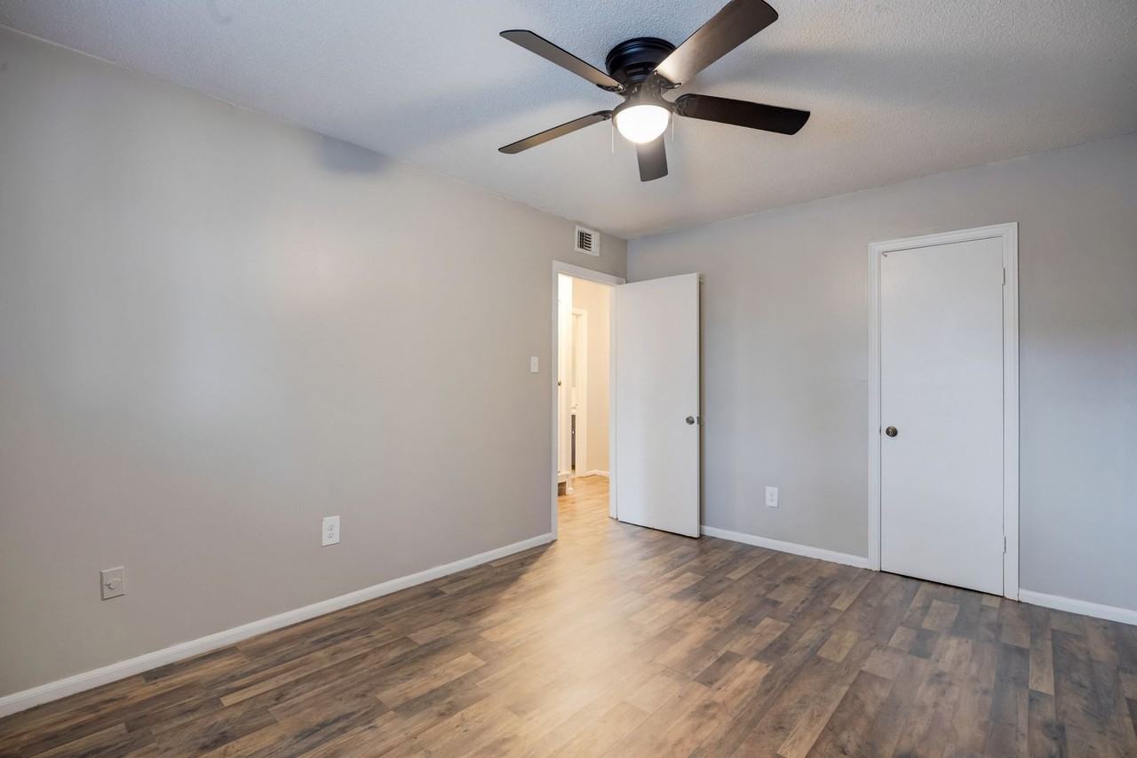 Peabody and Dudley - Photo 4 of 14