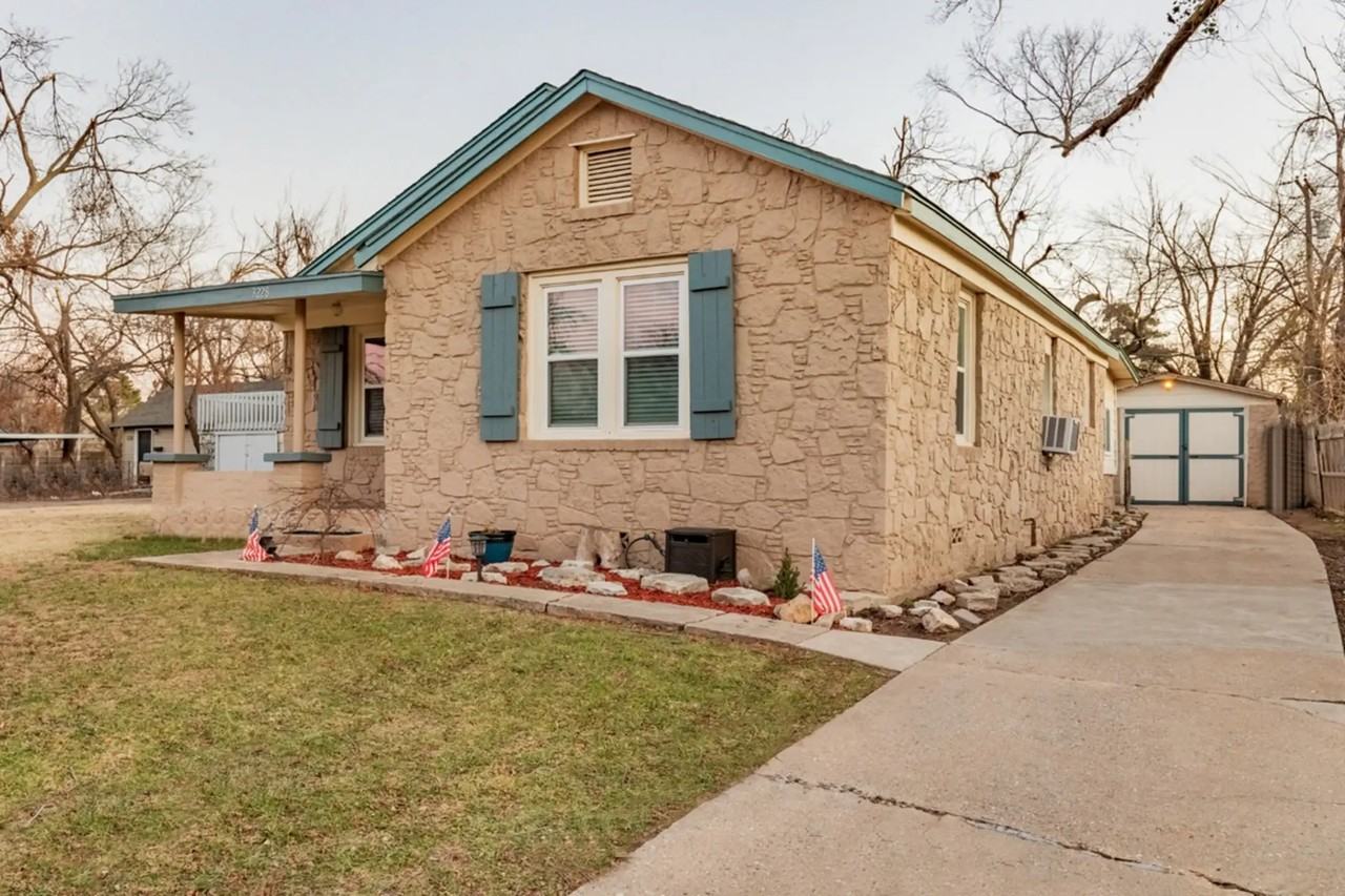 3228 Nw 29th St - Photo 2 of 13