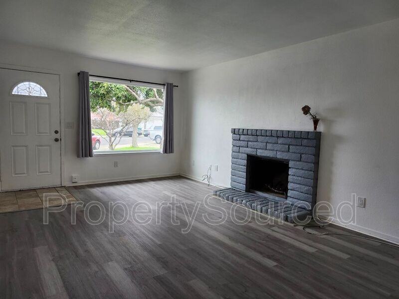 1942 Hickock Ct - Photo 3 of 21