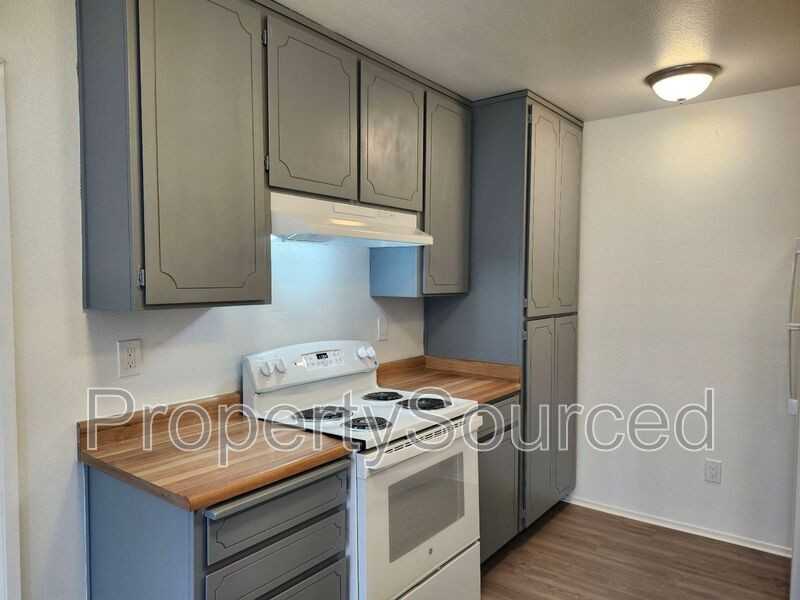 1944 Hickock Ct - Photo 4 of 18
