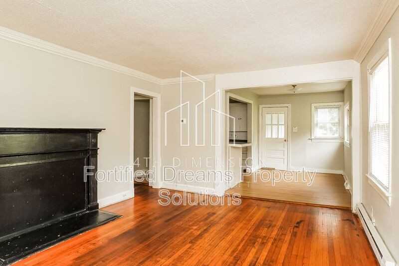 2710 Patrick Ave - Photo 3 of 16