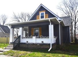 featured image of 218 N Tacoma Ave