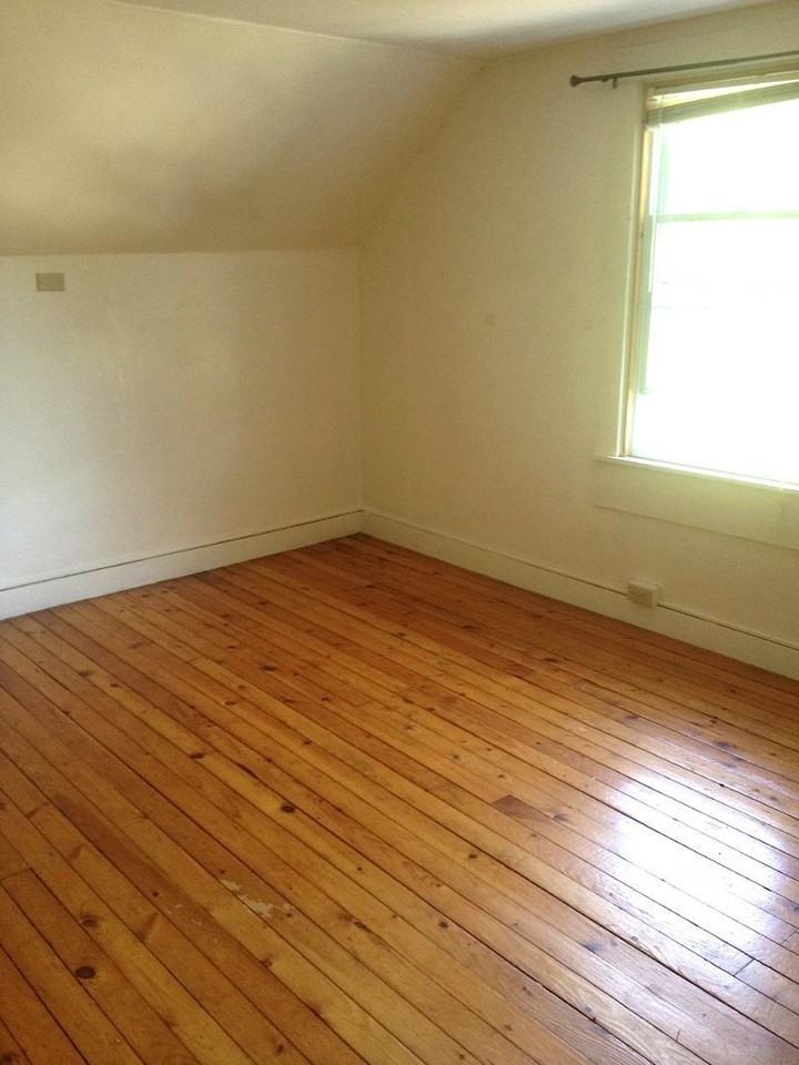 295 Main St - Photo 3 of 8