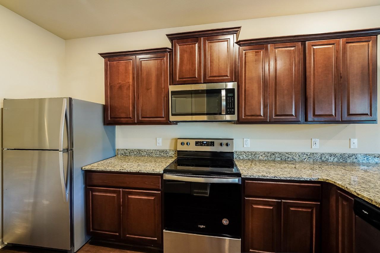 535 Clover Cir - Photo 6 of 30